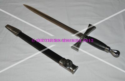 Modal Additional Images for Poignard / Dagger with Black scabbard (silver coloured Handle)